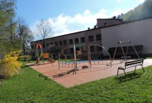 Plac zabaw przy Skole Podstawowej nr 4 Wisła Głębce