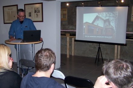 Wykład w Muzeum Magicznego Realizmu