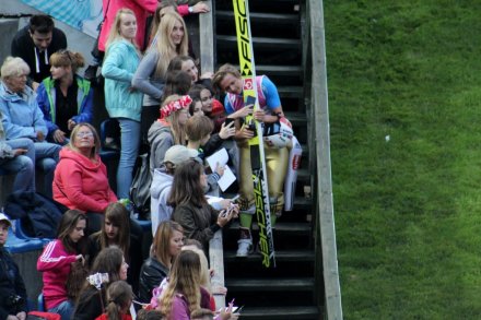 Pamiątkowe zdjęcia z ulubionym zawodnikiem to gratka dla kibiców
