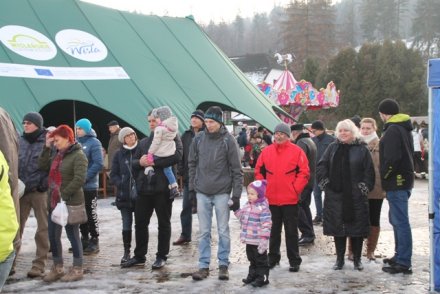 Uczestnicy Jarmarku Świątecznego