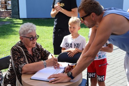 Pierwsze barwy muralu „Wisła domem dla kultur świata” już na ścianie!