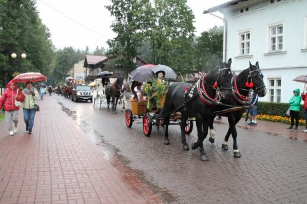 Pochód dożynkowy w Wiśle