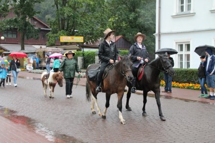 Pochód dożynkowy w Wiśle