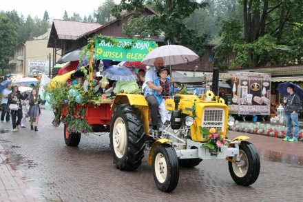 Pochód dożynkowy w Wiśle - Koło Gospodyń Wisła Głębce