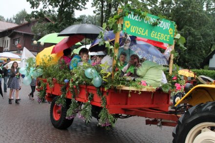 Pochód dożynkowy w Wiśle - Koło Gospodyń Wisła Głębce