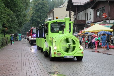 Pochód dożynkowy w Wiśle - Ciuchcia Wiślańska