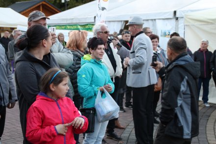 Widownia podczas występu zespołu B.A.R.