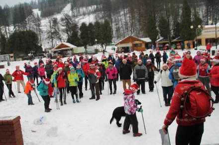 Uczestnicy oczekują na start