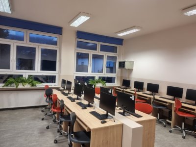 SP5 zmodernizowana sala komputerowa
