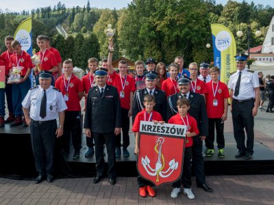 Zdjęcia grupowe najlepszych drużyn  / foto Jozef Poljak