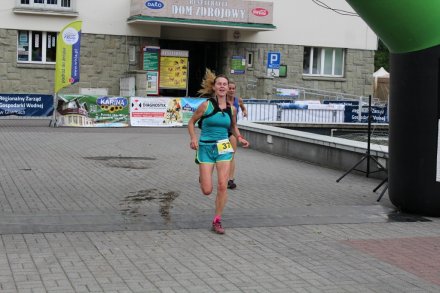 Zawodniczka kończy swój bieg