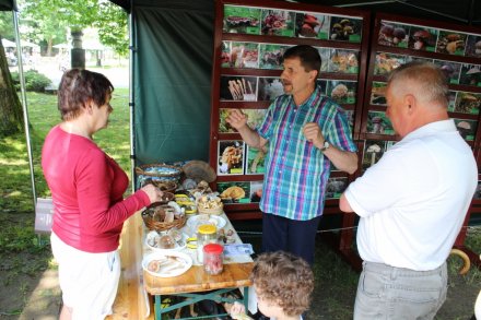 Stoisko z grzybami leśnymi