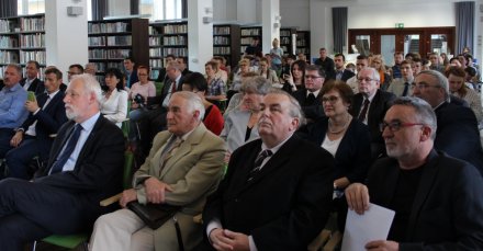 Zaproszeni goście w bibliotece