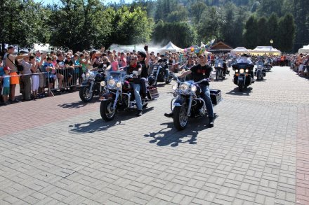 Motocykle to nieodłączny element każdego Wiślaczka Country