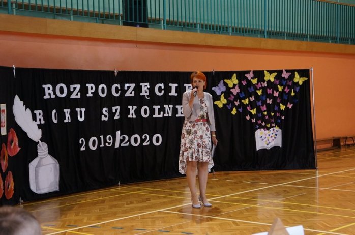 Rozpoczęcie roku przez dyrektor Katarzynę Czyż