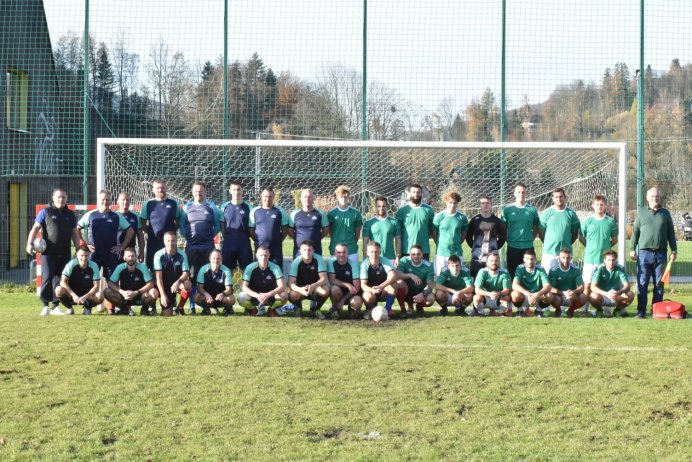 mecz Kawalerowie vs Żonaci